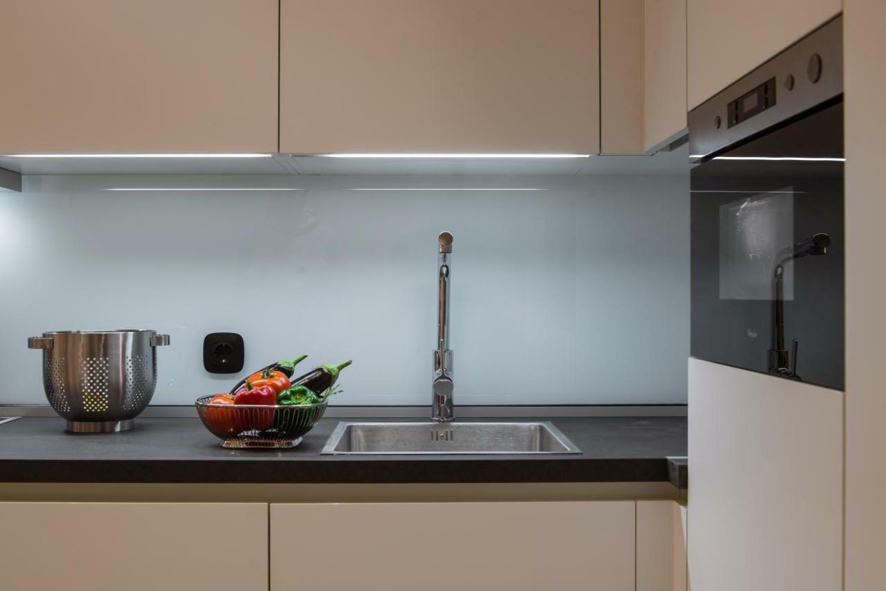 King'S Blue , Port View Apartment Ираклион Экстерьер фото